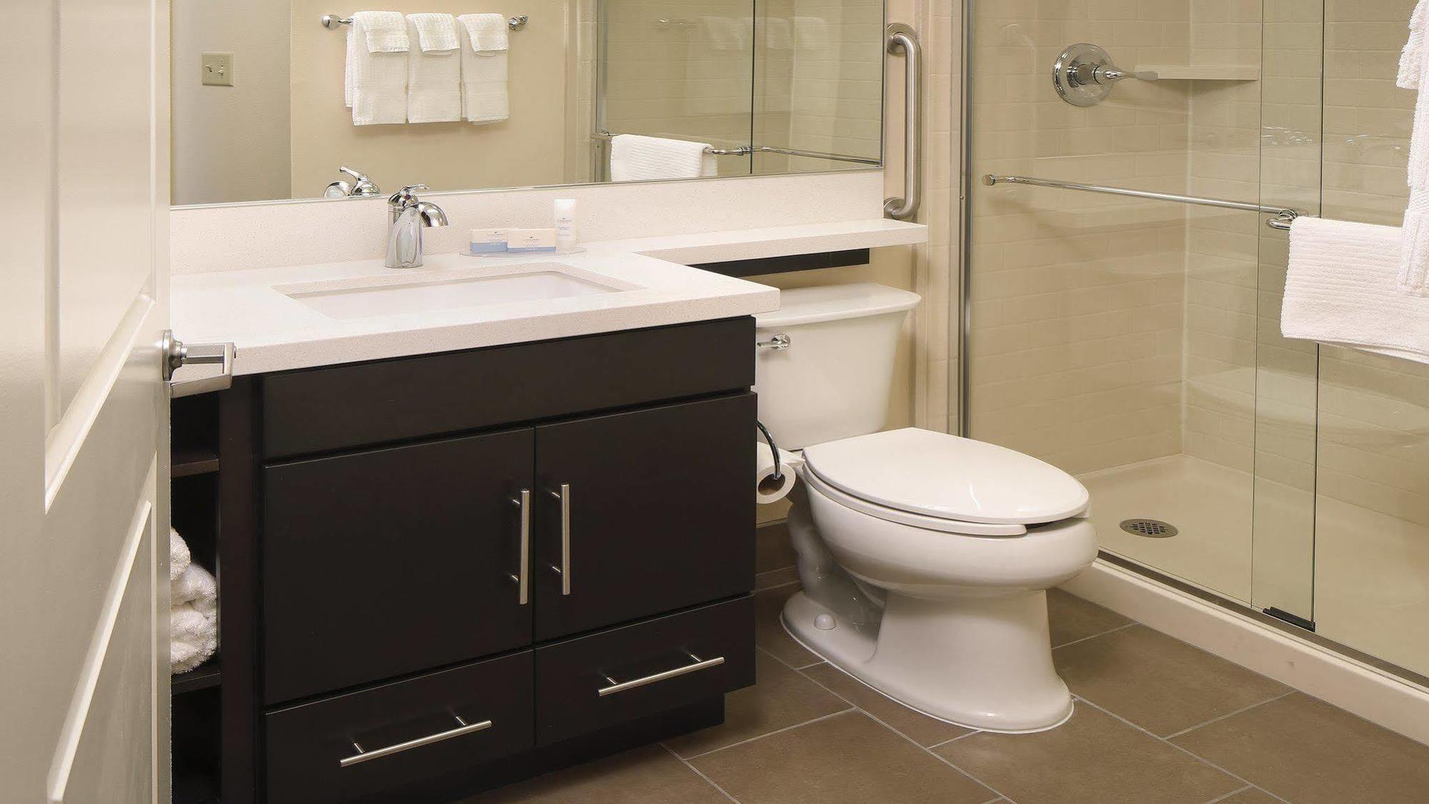 Candlewood - South - Area By Ihg Hotel 3*